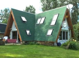 Matilda I-die außergewöhnliche Finnhütte, holiday home in Ahrensberg