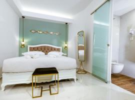 Konmari Boutique Suites, hotel in Chania Town
