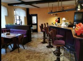 Hotel Oberland, hotel v destinaci Neukirch