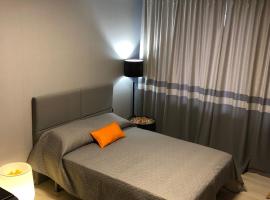 НОВАЯ КРАСИВАЯ квартира., hotel de playa en Cherkasy