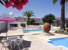 Centre Algarve, Hotel in Moncarapacho