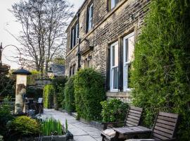 Shibden Hall View: Halifax şehrinde bir otel