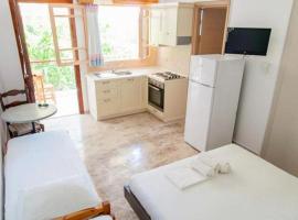 Margarita Apartments, vacation rental in Kanali