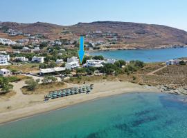 Nostos Beachfront Apartments & Studios, serviced apartment in Agios Ioannis Tinos