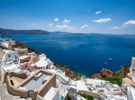 Kaleidoscope Oia Suites, hotel with jacuzzis in Oia