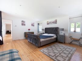 Riverside Cottage, hotel with parking in Barnstaple