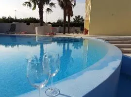 Villa Elke Maria mit Pool und Poolmassage