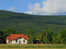 Holiday home Melani – tani hotel w mieście Sinac