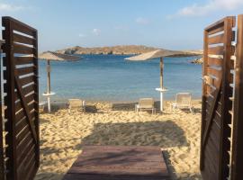 Two level house on the Beach, hotel in Agios Ioannis Mykonos