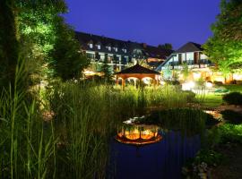 Hotel im Park, khách sạn có bồn jacuzzi ở Bad Radkersburg