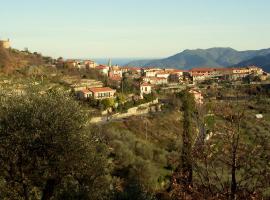 Agriturismo Il glicine e la lucerna - Appartamento Scala, отель в городе Ranzo-Borgo