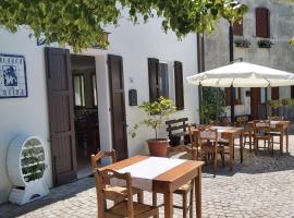 Locanda delle Grotte di Onferno, hotell sihtkohas Gemmano