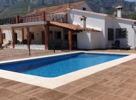 Chalet Cami de Merle, hotel a Denia