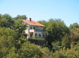 Apartment Urdih-2 by Interhome