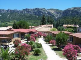 RESIDENCE TORRE DEL FAR, campground in Tautavel
