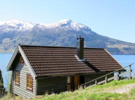 Chalet Slåttenes - FJH415 by Interhome, cabin in Naustflot