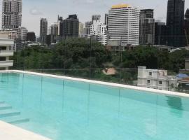 Ashley Hotel BKK, hotell i Bangkok