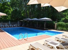 Park and pool family room โรงแรมที่Nesebar New Townในเนเซบาร์