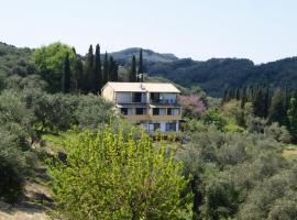 Villa Bouka, hotel em Astrakeri