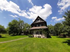 Ethno Village Stara Lonja, three-star hotel in Lonja