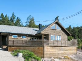 Chalet Doghouse by Interhome, ξενοδοχείο σε Øyuvstad