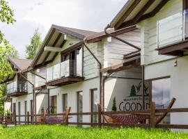 GOOD DAYS Shale Resort 4 км до Буковеля, hotel v destinaci Jablunycja