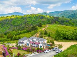 Pungcha & Herb Pension, cabaña o casa de campo en Pyeongchang