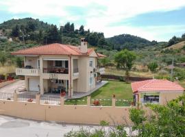Melody Apartments, hotel in Ayios Nikolaos Sithonia