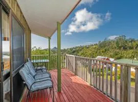 Coastal Hill Retreat - Tairua Holiday Home