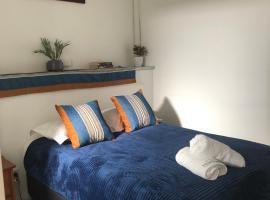 Budget Motel Rooms, 1Short St Morisset, hotel en Morisset