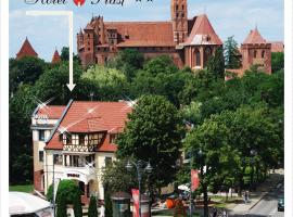 Hotel Piast przy Zamku, hotel en Malbork