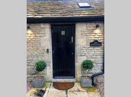 New Loos Cottage, Old School Court, hotel sa Stow on the Wold