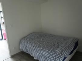 le 12, cheap hotel in Villefranche-de-Rouergue