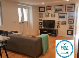 Carmo Apartment, hotell i Espinho