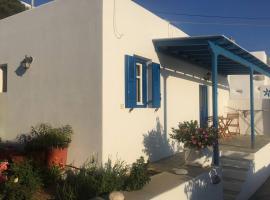 Cycladic houses in rural surrounding 4, beach rental sa Tholária