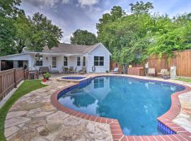 San Antonio House with Private Pool, Spa & Grill, feriehus i San Antonio