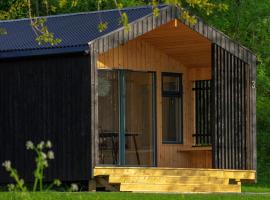 FUGELVÅGEN, cabins and glamping, luxusní kemp v destinaci Ålvundfjord