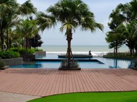 Timur Bay Seafront Residence by DamaiFresh, hotel em Kuantan