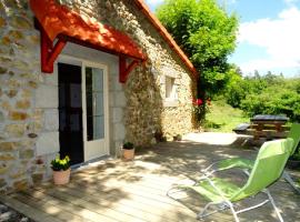 La Cave, country house in Auzon