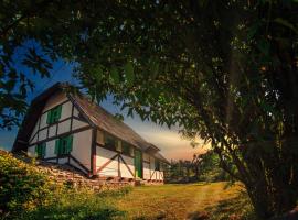 Etno Village Cardaci, viešbutis mieste Vitezas