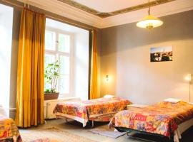 16eur - Old Town Munkenhof, hotel sa Tallinn