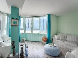 Beach Suite Sand