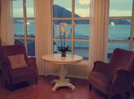 Lofoten- Enjoy the Nature-With a beautiful beach, hotell sihtkohas Napp