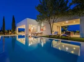 Villa Verano - Private Heated Pool