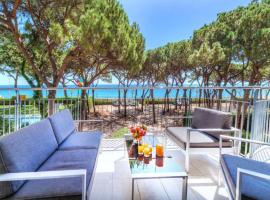 Golden Sunrise Apartment with Sea Views &ndash; hotel w Blanes