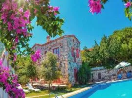 Alacati Zeytin Konak Hotel