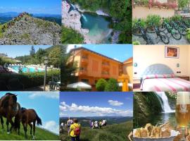 Hotel Ristorante Montenerone Il Poeta, hotel v destinaci Apecchio
