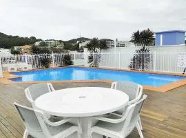 Nelson Towers, 9,71a Victoria Parade - unit in the heart of Nelson Bay with water views, air conditioning and Wi-Fi