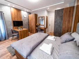 Ivi Place Apartments