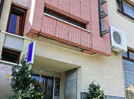 Hotel Maxim, hotel a Svätý Jur